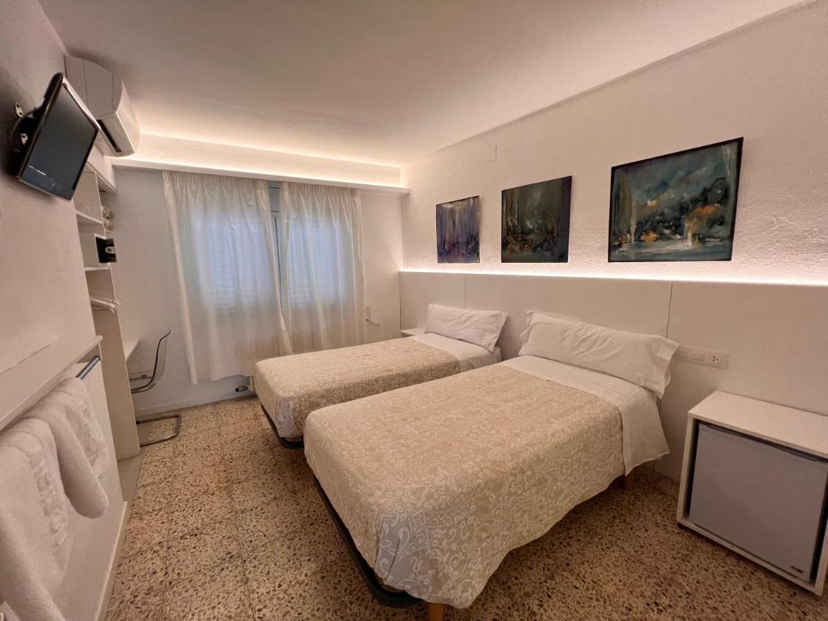 Hostal Marina Cadaqués Dış mekan fotoğraf