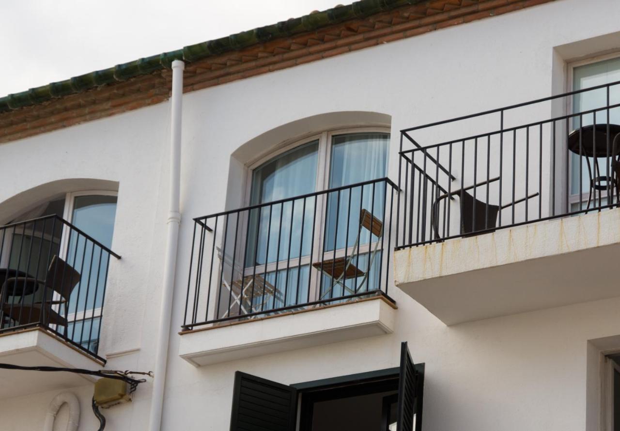 Hostal Marina Cadaqués Dış mekan fotoğraf