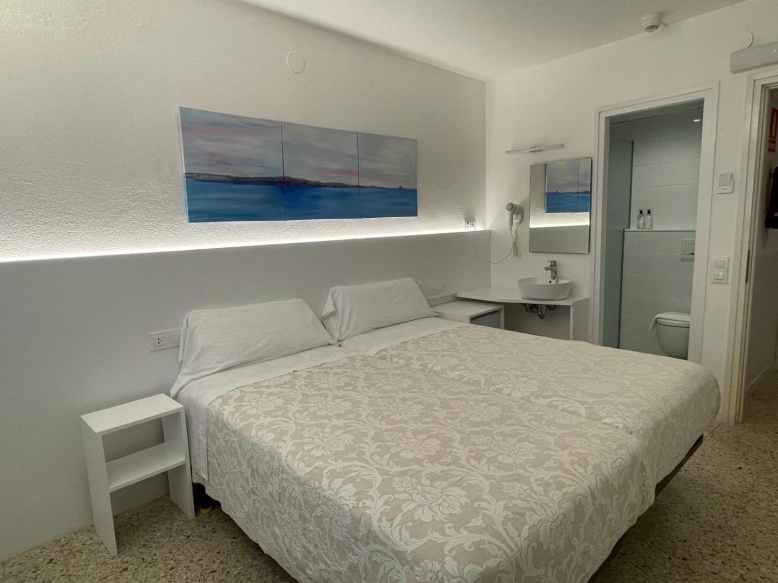Hostal Marina Cadaqués Dış mekan fotoğraf