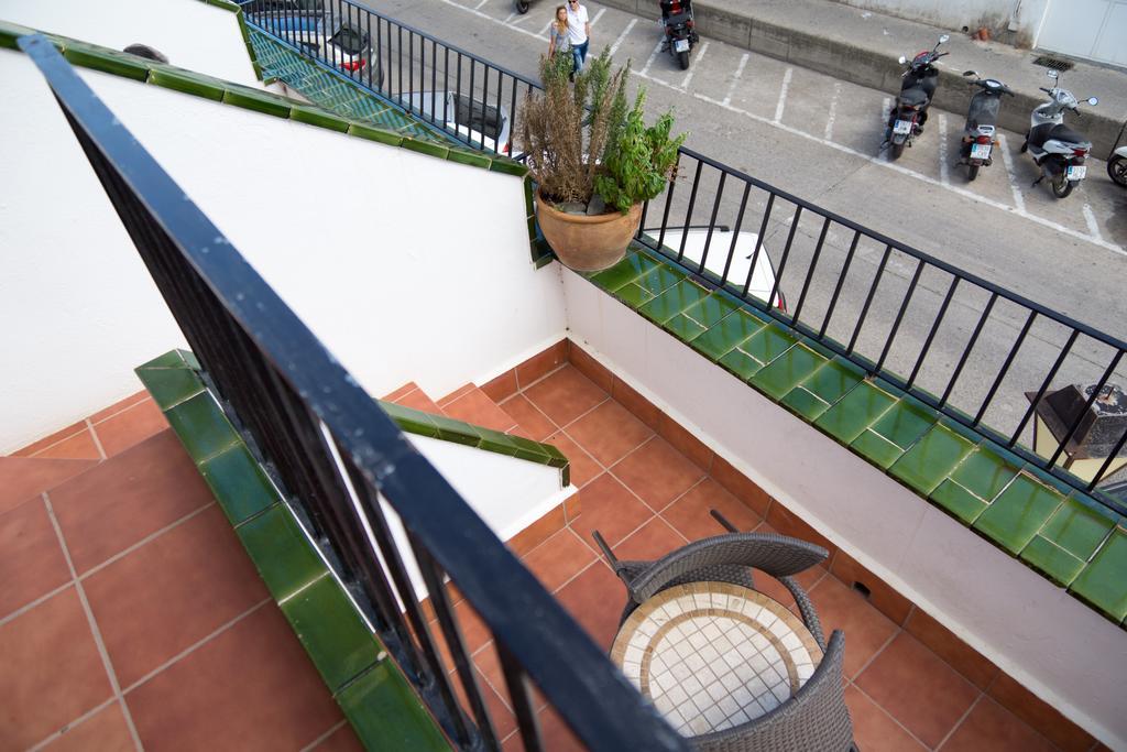 Hostal Marina Cadaqués Dış mekan fotoğraf