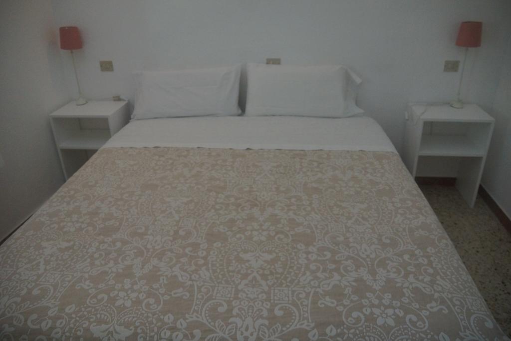 Hostal Marina Cadaqués Dış mekan fotoğraf