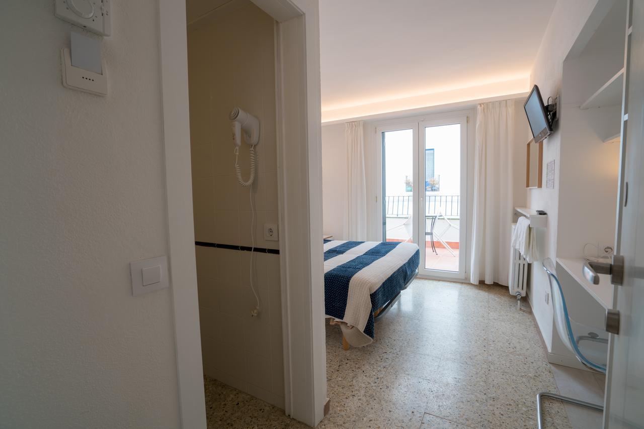 Hostal Marina Cadaqués Dış mekan fotoğraf