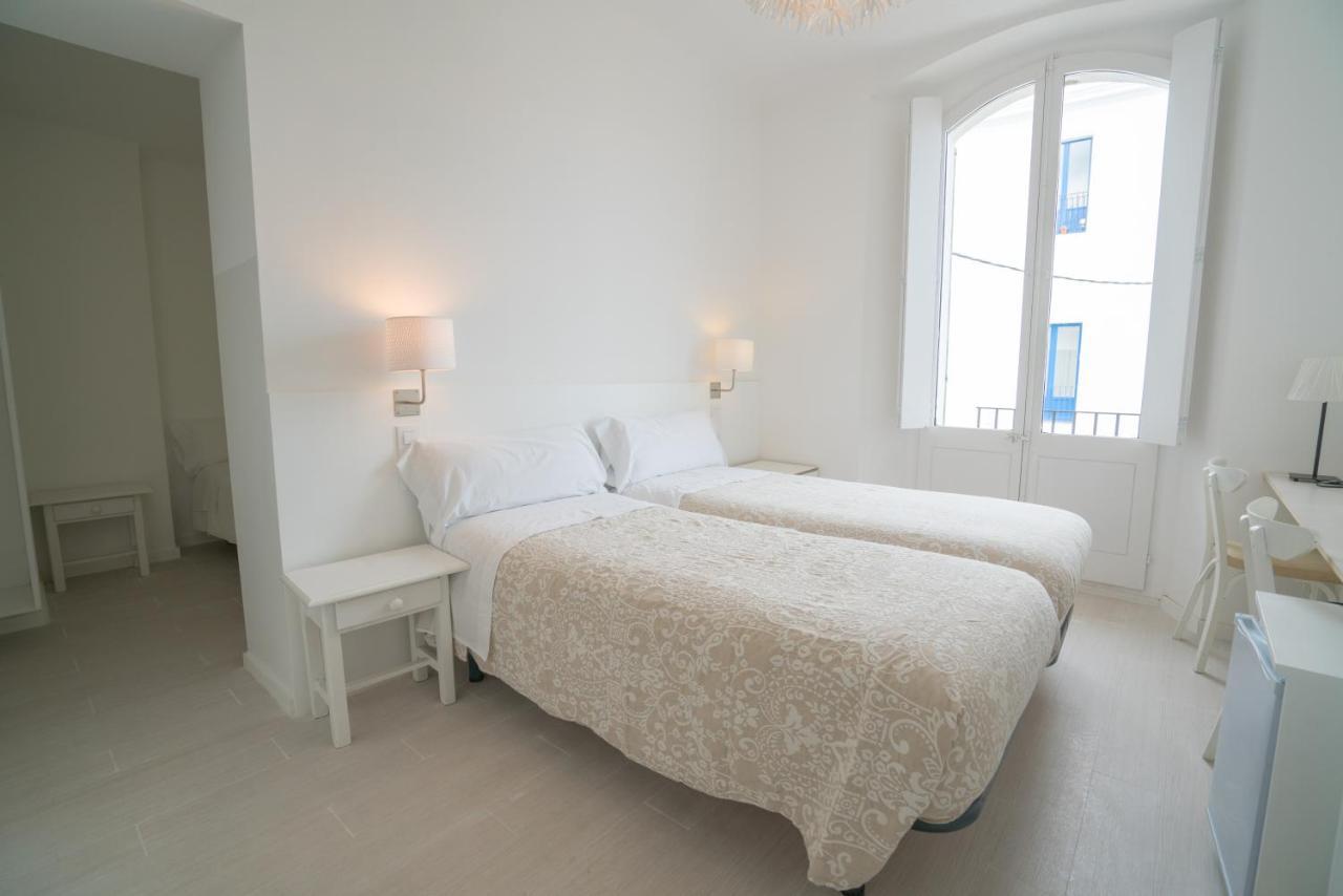Hostal Marina Cadaqués Dış mekan fotoğraf